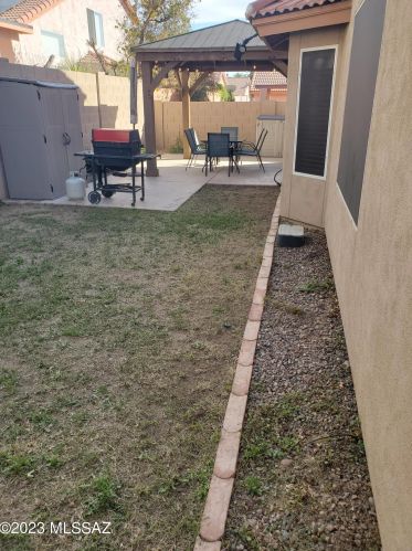 9950 Outlaw Trl, Tucson AZ  85742-8852 exterior