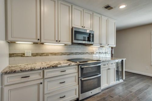 3972 Candlenut Ln, Dallas TX 75244-6609 exterior