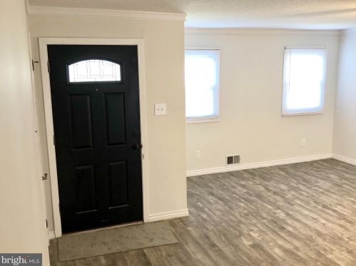 1152 Lower Ferry Rd, Trenton, NJ 08618-1831