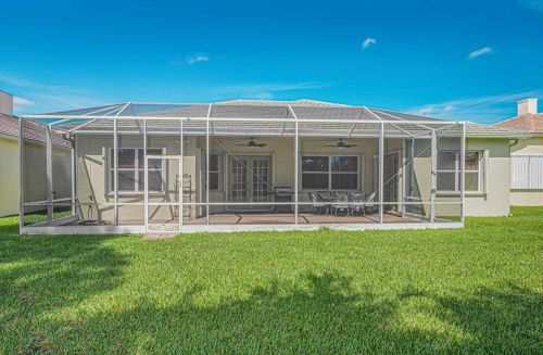 345 Lk Frst Way, Fort Pierce FL 34986-2057 exterior