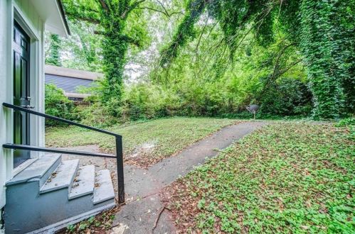 2935 Harlan Dr, Atlanta GA  30344-3705 exterior