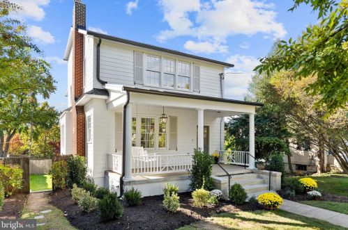 4420 Fessenden St, Washington DC  20016-4054 exterior