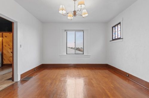 10 Amherst Ave, Pittsburgh PA 15229-1536 exterior