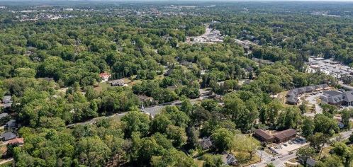 1270 Riverside Dr, Gainesville GA 30501-1830 exterior