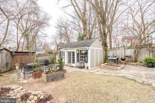 3240 Livingston St, Washington DC 20015-1756 exterior