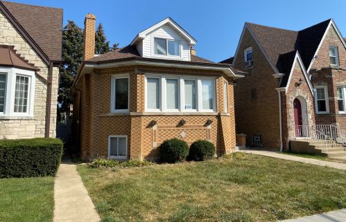 5952 Cornelia Ave, Chicago, IL 60634-4215