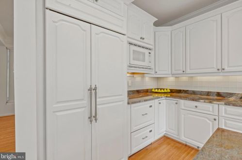 252 Murtha St, Alexandria VA 22304-8613 exterior