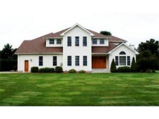 13 Holly Meadow Rd, Holyoke, MA 01040-9775