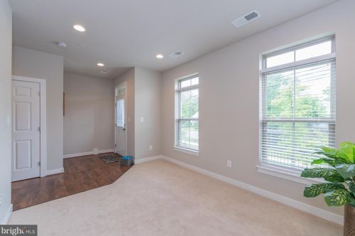 14247 Travilah Rd, Rockville MD  20850 exterior