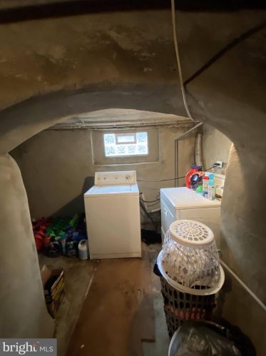 4107 Marshall St, Philadelphia PA 19140-2520 exterior