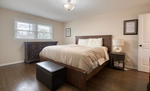 8410 Brodman Ave, Chicago IL 60656-4218 exterior