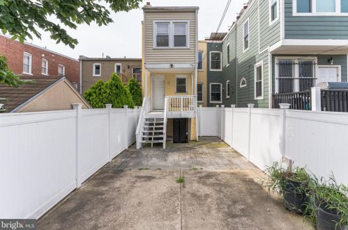 1432 Independence Ave, Washington DC 20003-1736 exterior