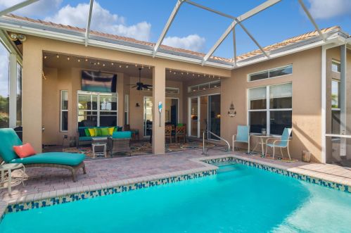 11720 Apple Blossom Trl, Fort Pierce FL  34987-2475 exterior