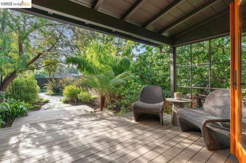 85 Hazel Rd, Berkeley CA 94705-2402 exterior