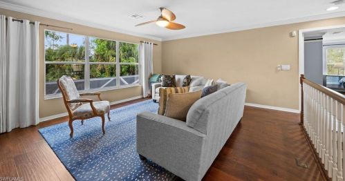 2066 Imperial Cir, Naples FL 34110-1089 exterior