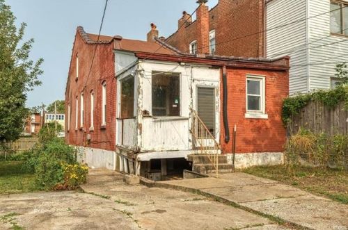 3834 Virginia Ave, Saint Louis MO 63118-4316 exterior