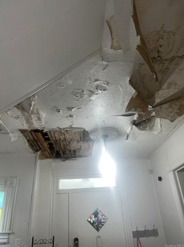 57 5th St, Mount Vernon NY 10553-2117 exterior