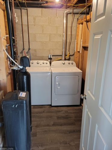 15711 Griffon Path, Saint Paul MN 55124-7027 exterior