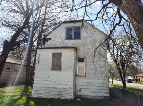 11701 Peoria St, Chicago IL  60643-5227 exterior