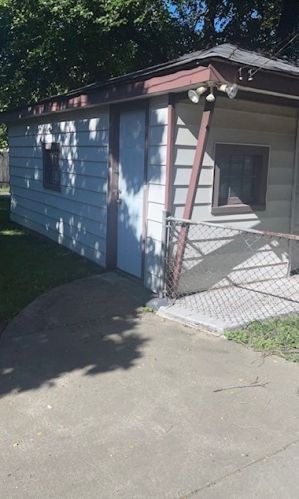 157 146 St, Chicago IL 60827-2715 exterior