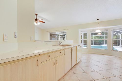 1826 Leafy Rd, Fort Pierce FL  34953-1392 exterior