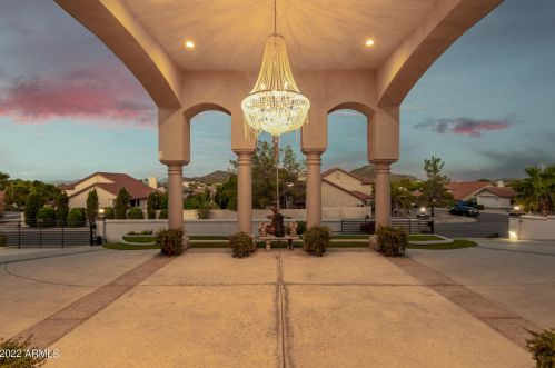 13816 18th St, Phoenix AZ 85022-2878 exterior