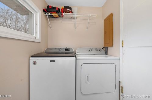 1118 Kenwood Ave, Belding MI 48809-1313 exterior