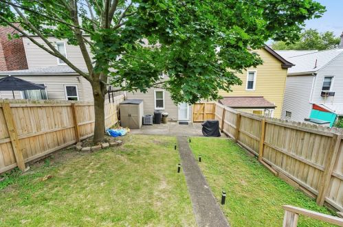 4311 Haldane St, Pittsburgh PA 15207-1115 exterior