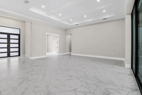 3671 21st Ave, Naples, FL 34117-6619