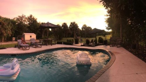 541 16 St, Naples FL 34117-9421 exterior