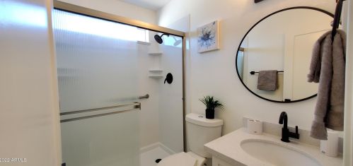 447 Caroline Ln, Chandler AZ 85225-7028 exterior