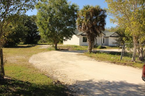 10827 Greenway Rd, Naples FL 34114-3111 exterior