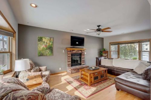 11055 Cathedral Ct, Milwaukee, WI 53226-4146