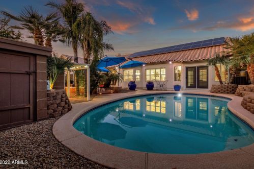 5361 Linda Ln, Chandler AZ 85226-1644 exterior