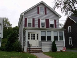 180 Melrose St, Newton, MA 02466-1111