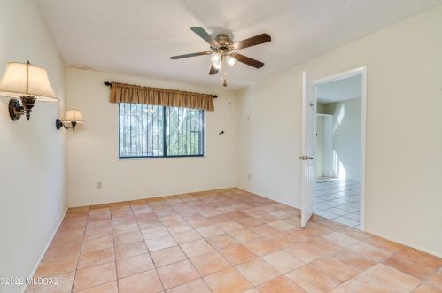 977 Palma De Pina, Tucson AZ 85704-3957 exterior