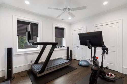 2652 Forrest Way, Atlanta GA  30305-3770 exterior