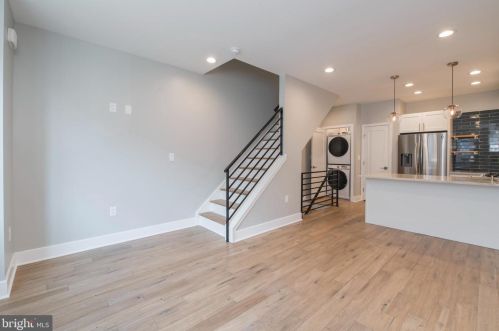 1628 Ellsworth St, Philadelphia PA 19146-2811 exterior