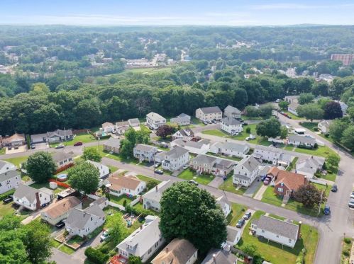 45 Byron St, Providence RI 02911-1927 exterior