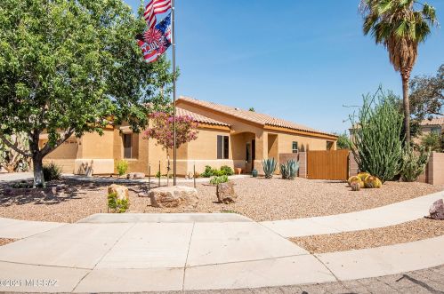 6250 Ocotillo Meadow Dr, Tucson, AZ 85757-7526