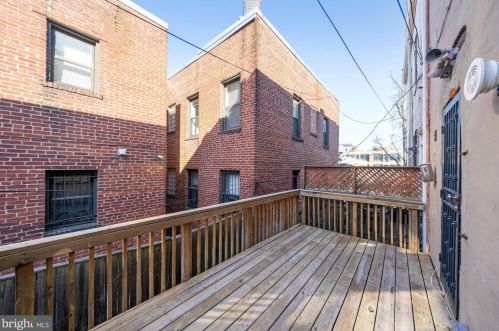 620 7 St, Washington DC 20024-2438 exterior