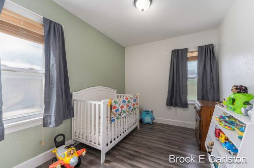 1044 Broadway Ave, Meskegon MI 49444-2354 exterior