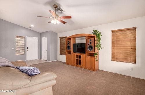 2962 Indian Wl Pl, Chandler AZ 85249-4918 exterior