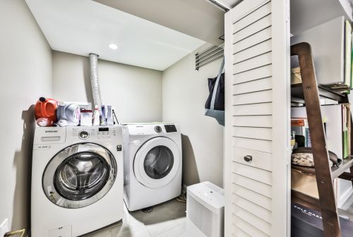 2335 Moffat St, Chicago IL 60647-4312 exterior