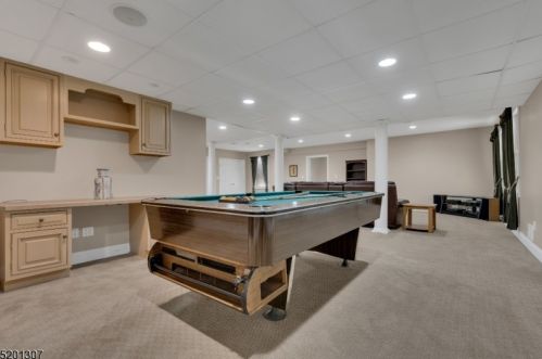 7 Chilton Rd, Chester NJ  07930-3107 exterior