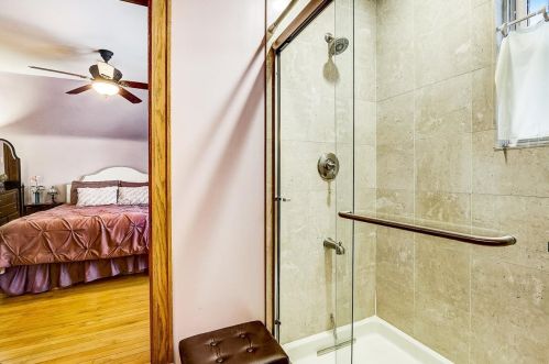 4017 Springfield Ave, Chicago IL 60618-1916 exterior