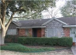 5813 Imogene St, Houston TX  77074-7727 exterior