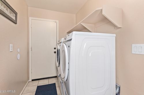 2020 77th Ln, Phoenix AZ  85035-5122 exterior