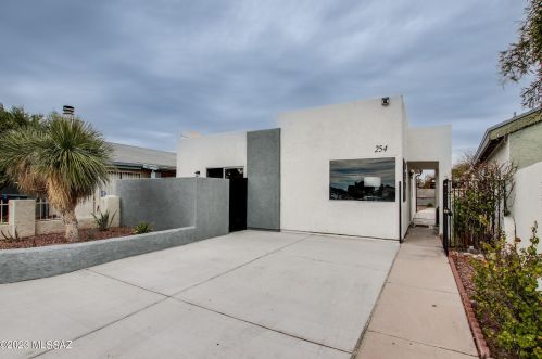 254 Melridge St, Tucson AZ  85706-3352 exterior