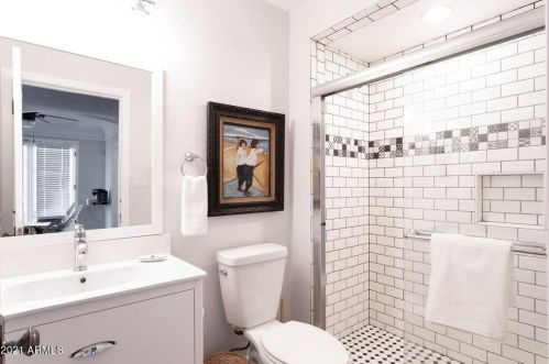 2545 9th St, Phoenix AZ 85014-5070 exterior